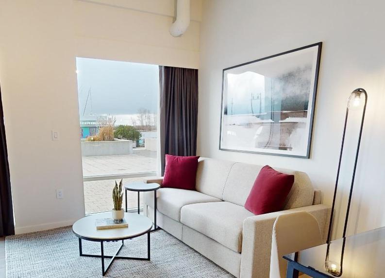Steveston Waterfront Hotel Richmond Ngoại thất bức ảnh
